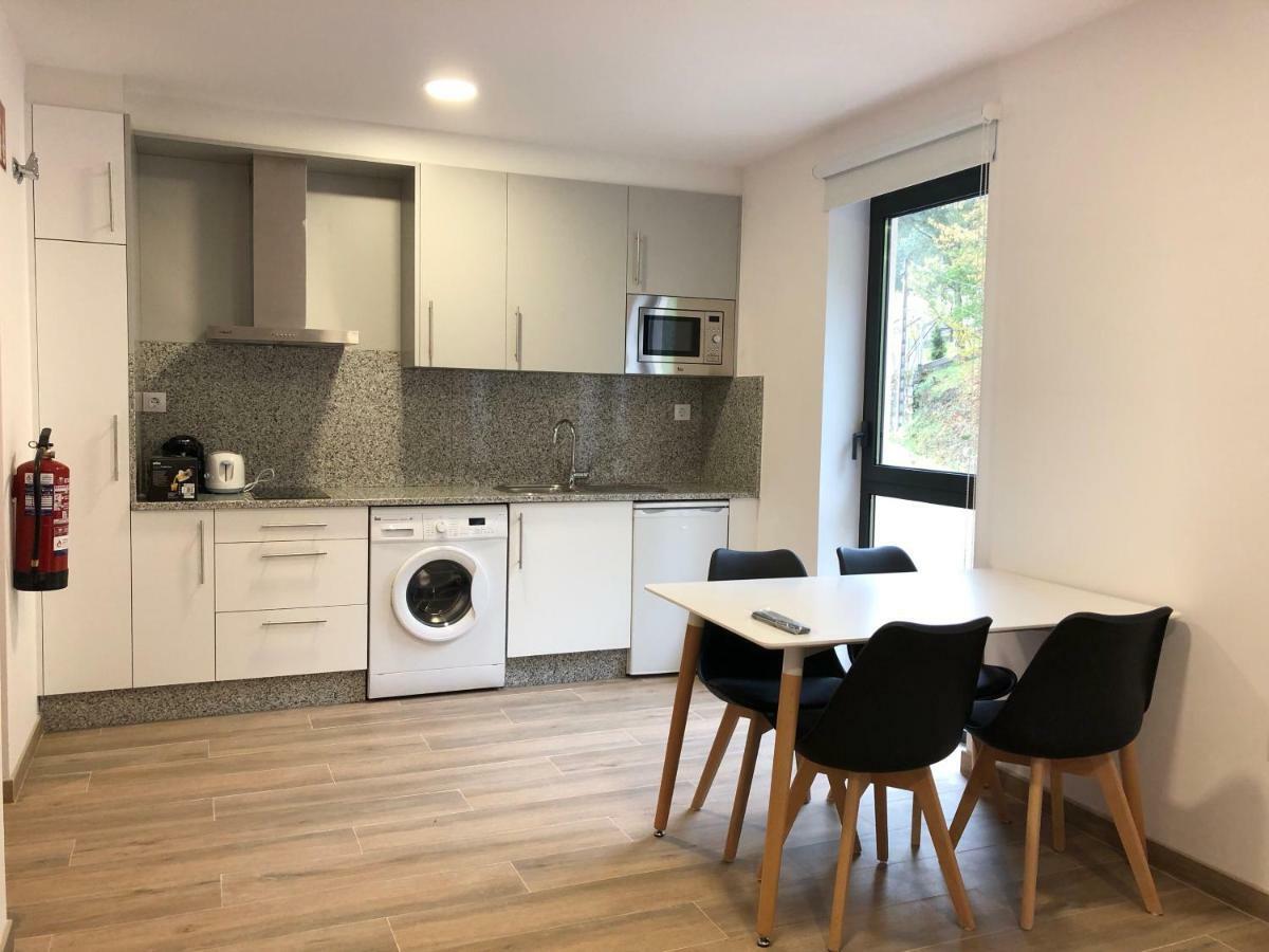 Apartamentos Compostela โลวิโอส ภายนอก รูปภาพ
