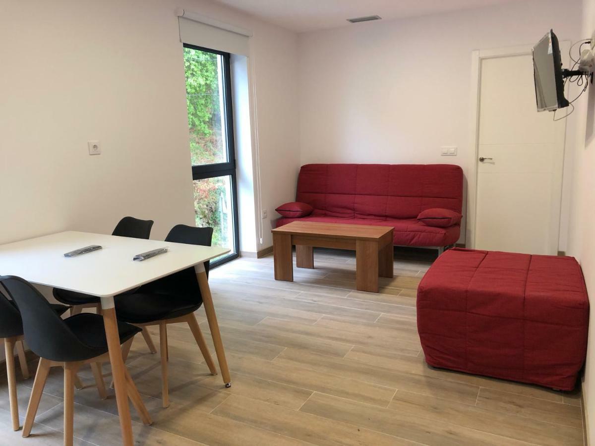 Apartamentos Compostela โลวิโอส ภายนอก รูปภาพ